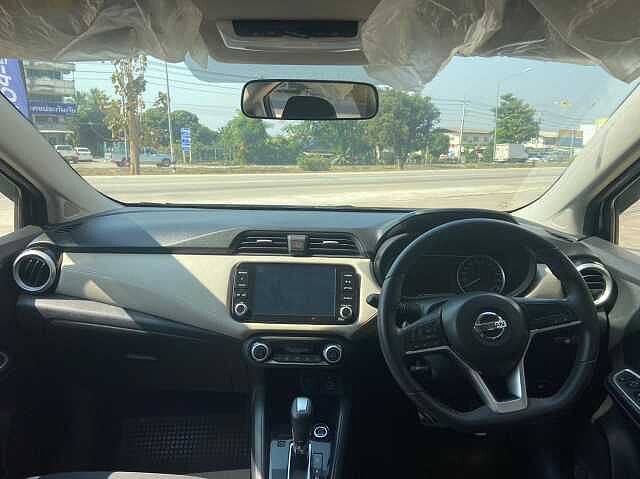 Nissan  1.0T VL CVT